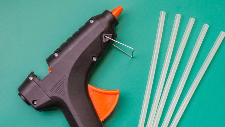 pistola de cola quente